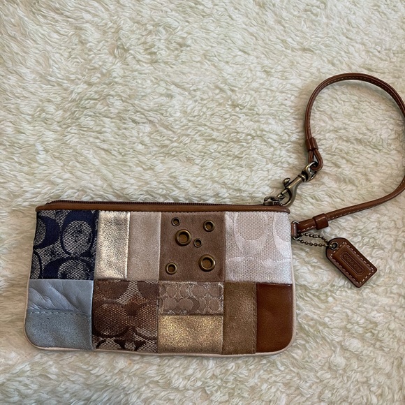 Coach Wristlet - Picture 1 of 3